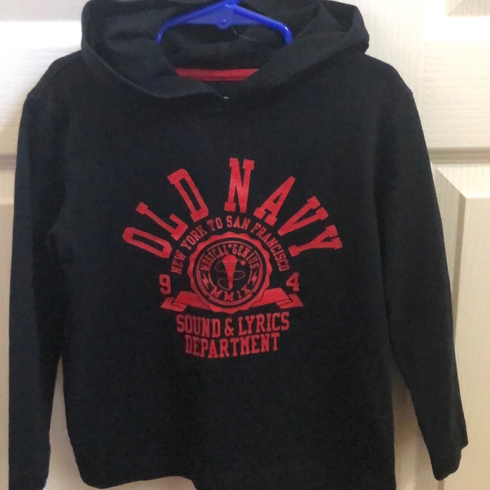 3/$15 - Old Navy Black/red hooded T-shirt